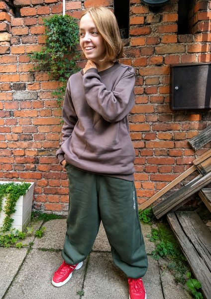 DARK KHAKI SWEATPANTS